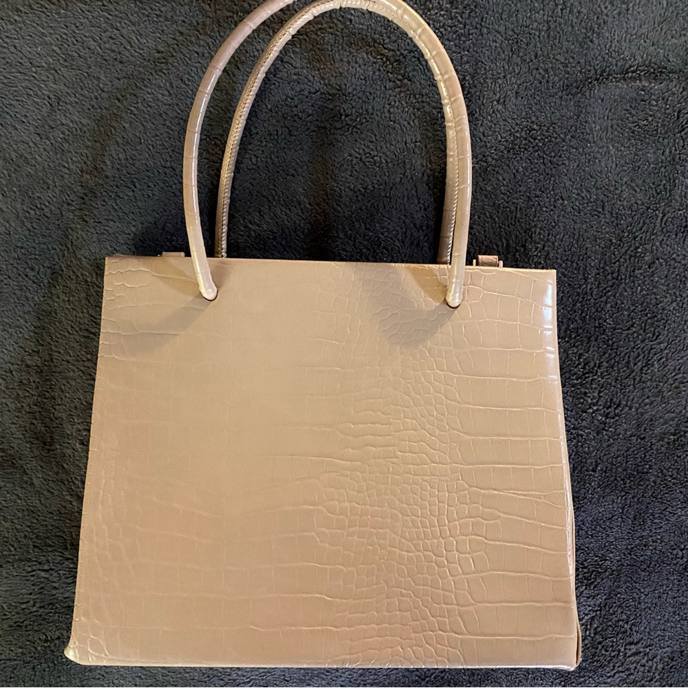 Nude handbag